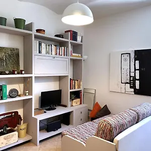 Centralissimo - Nuovo - Parcheggio Privato Italy