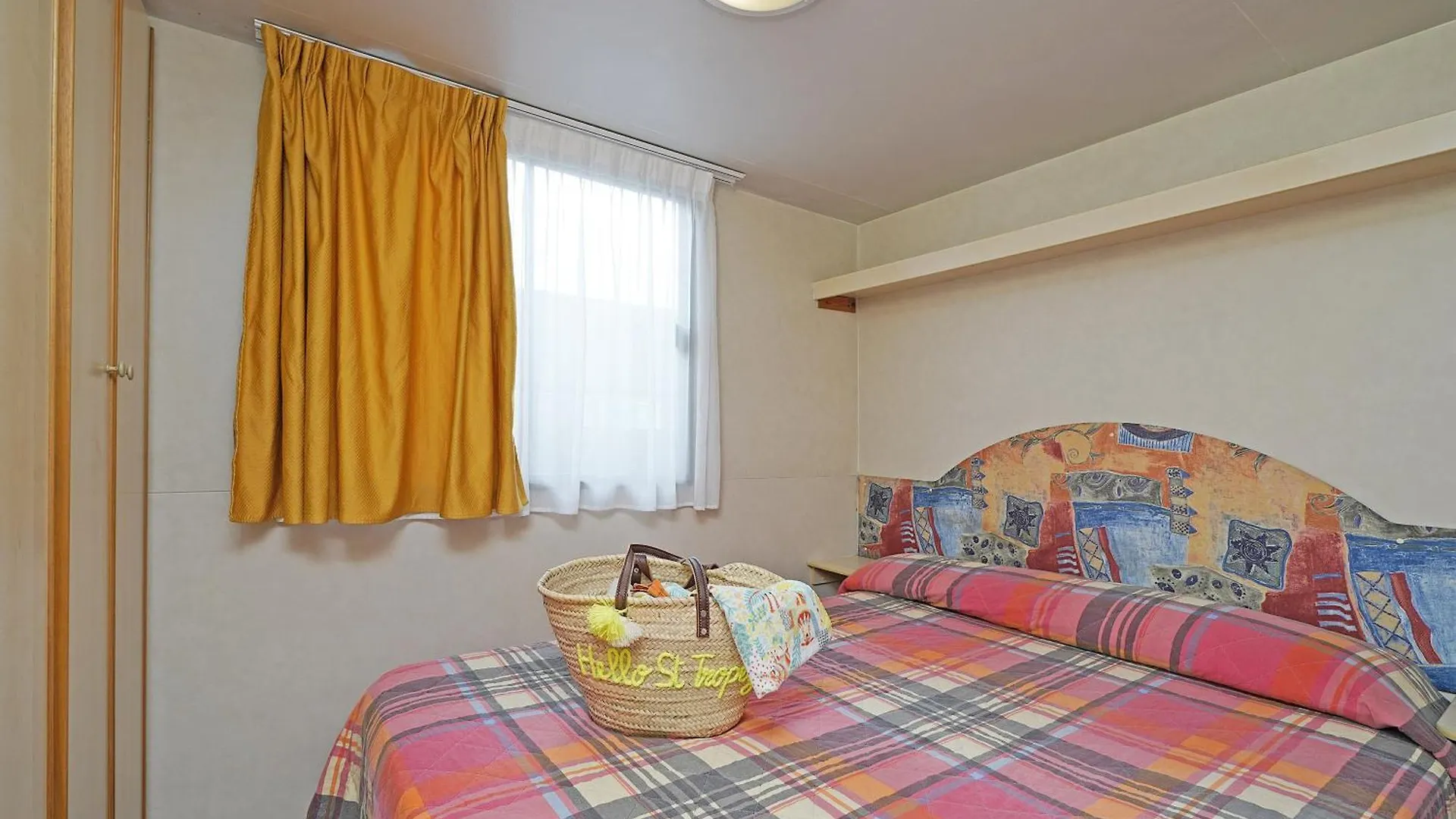 **** Кемпинг Butterfly Camping Village Пескьера-дель-Гарда Италия